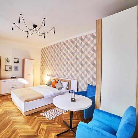 COMFORT apartments in center Lviv Buitenkant foto